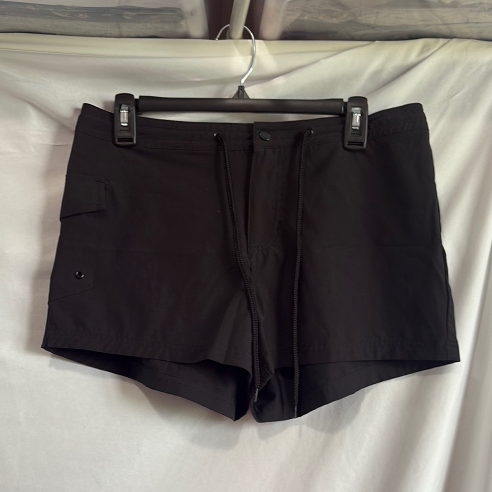 MM282 George Black Women's Athletic Shorts